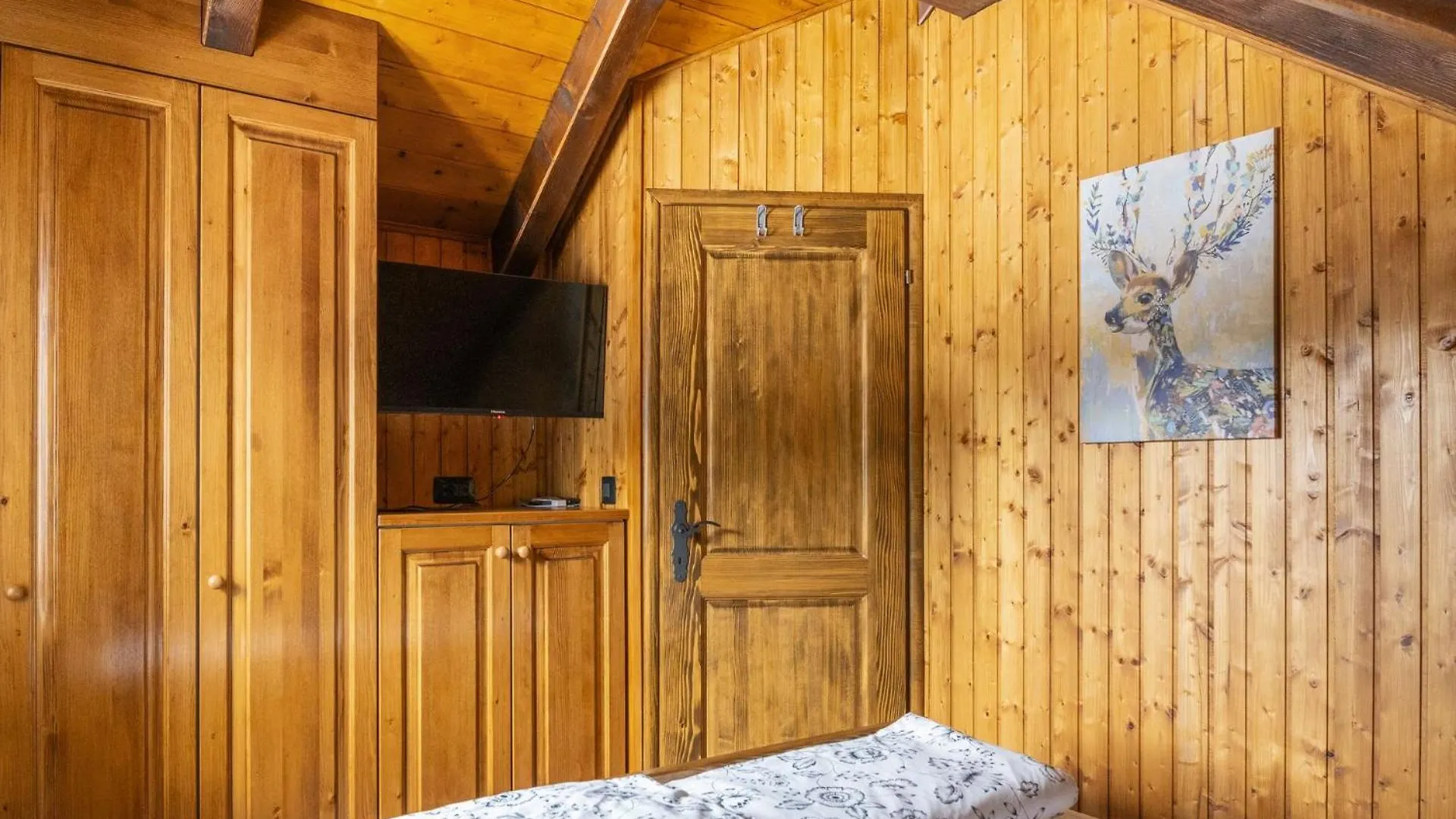 Cozy Bear Cabin ,Brestova Draga, Mrkopalj Holiday home